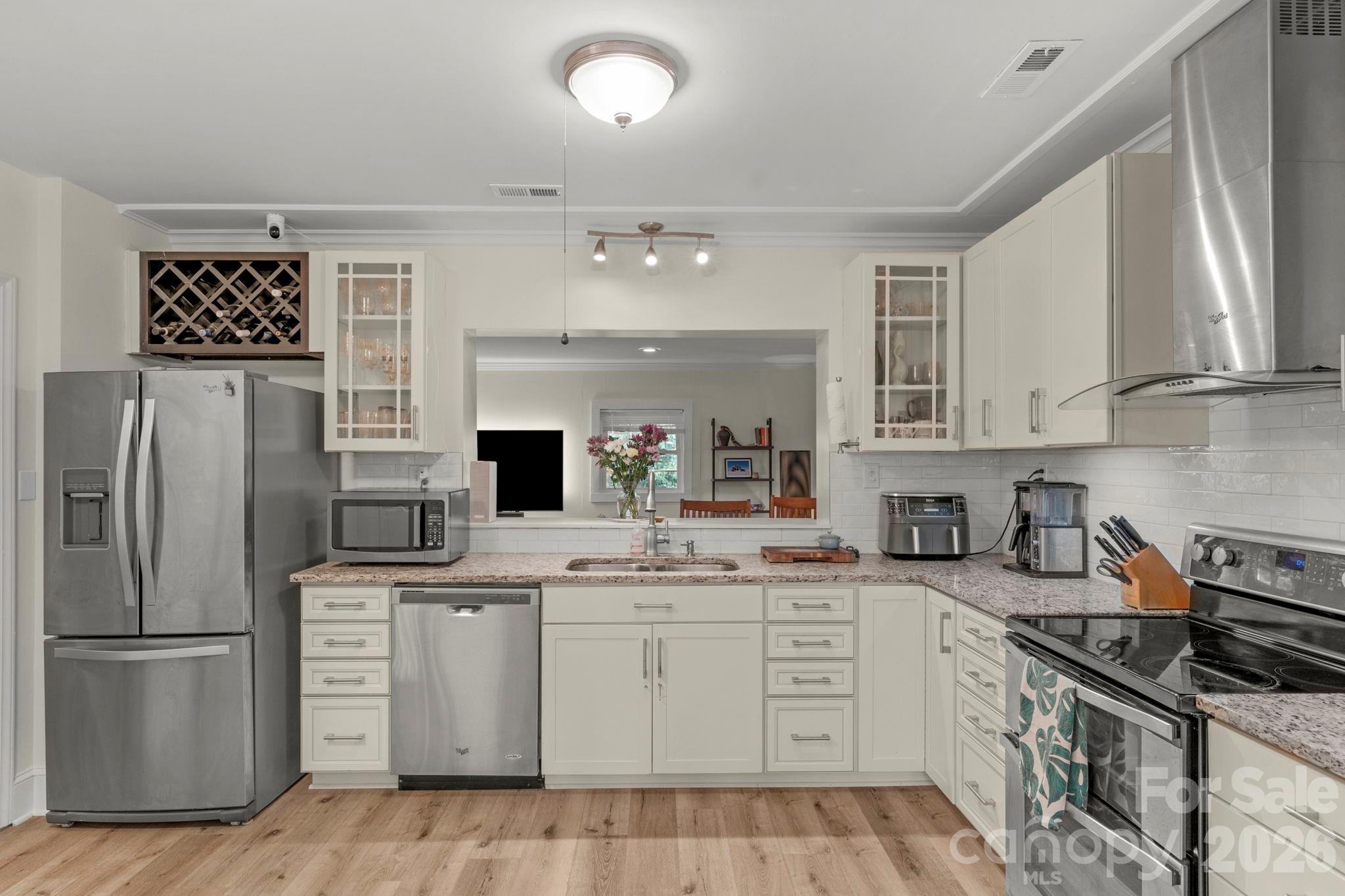 6038 Netherwood Drive Charlotte NC 28210