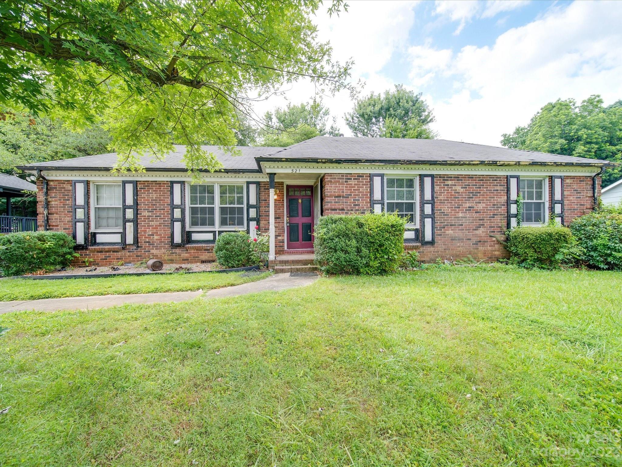 521 Huntsmoor Drive Charlotte NC 28217