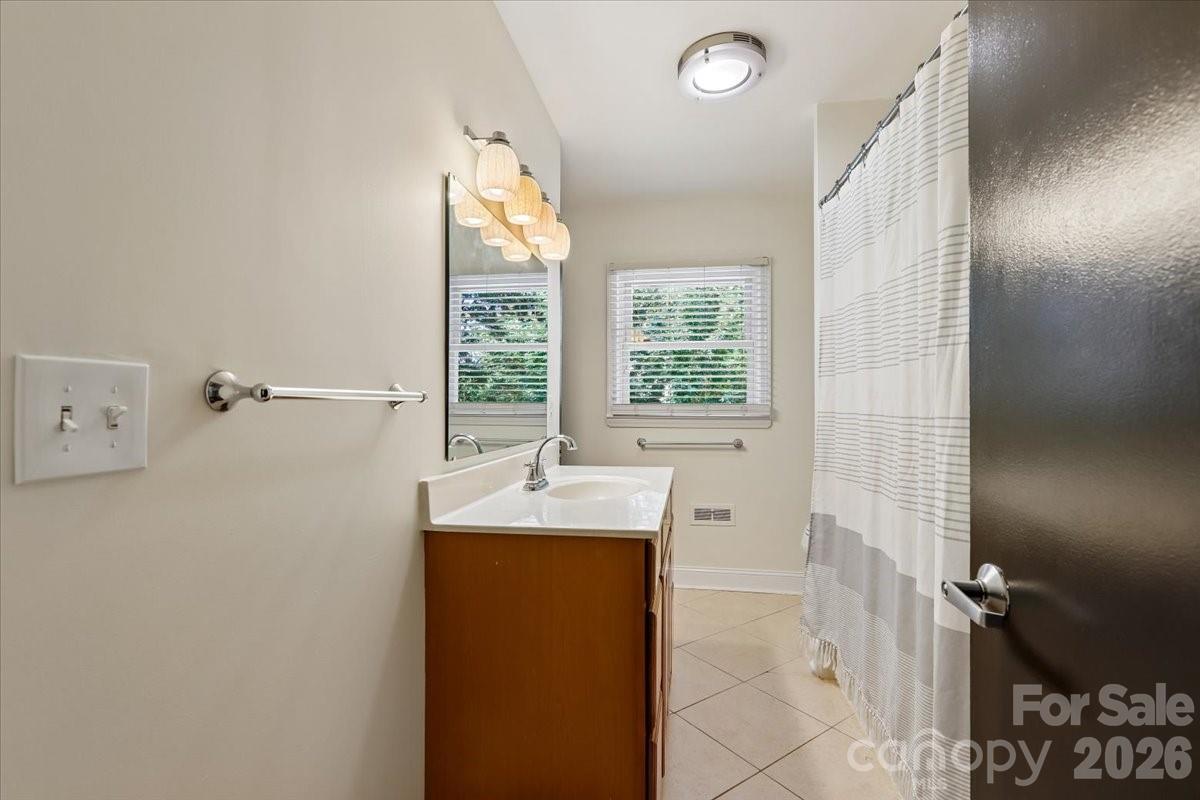 4640 Town And Country Drive Charlotte NC 28226