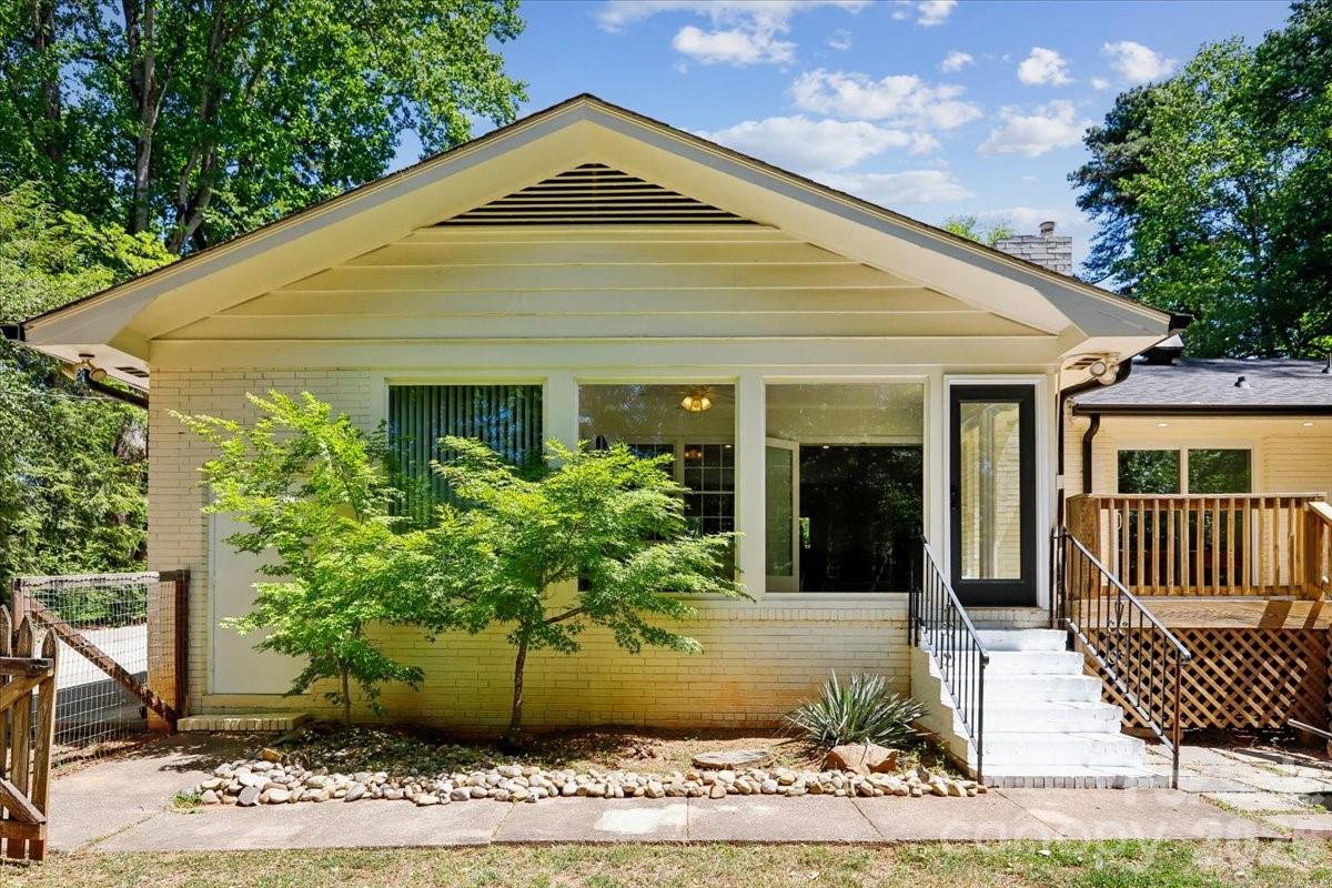 4640 Town And Country Drive Charlotte NC 28226