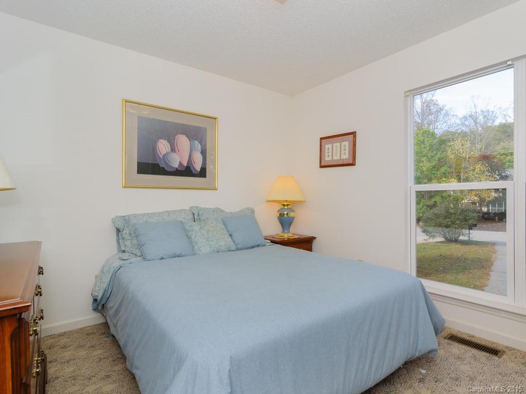 6 Eagles Nest Lane Asheville NC 28806