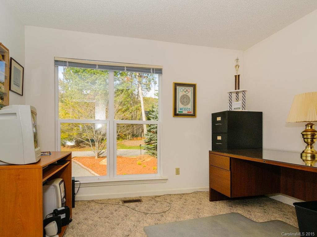 6 Eagles Nest Lane Asheville NC 28806