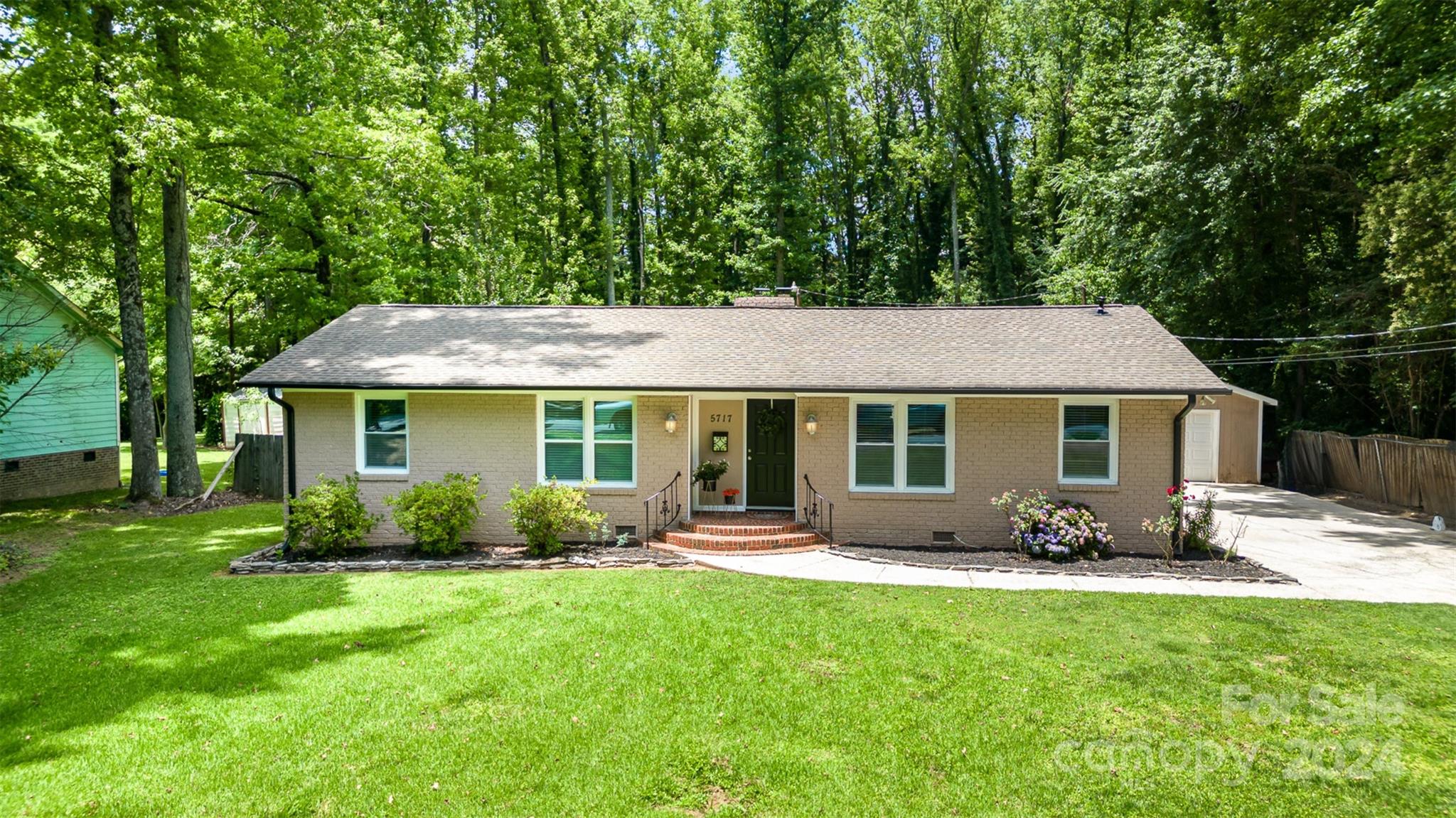 5717 Ilford Street Charlotte NC 28215