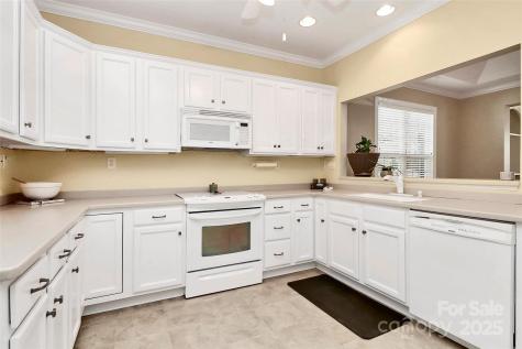 10046 Bishops Gate Boulevard Pineville NC 28134