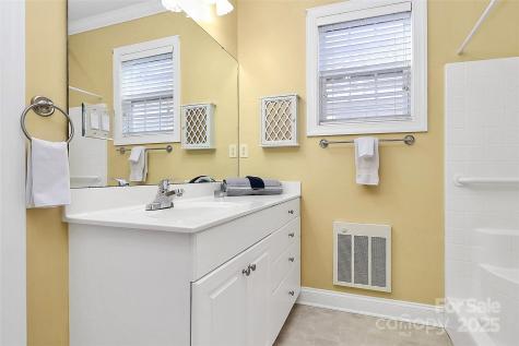 10046 Bishops Gate Boulevard Pineville NC 28134
