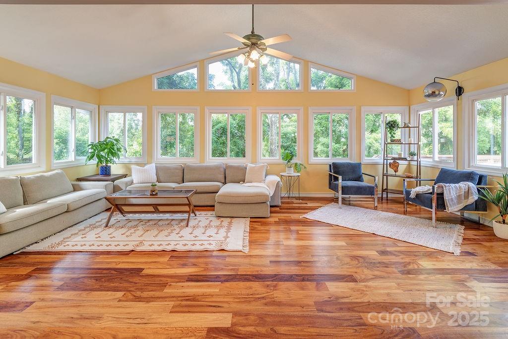 44 Samayoa Place Asheville NC 28806