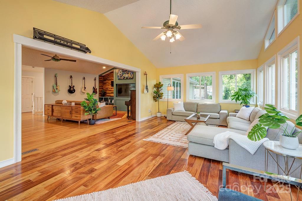 44 Samayoa Place Asheville NC 28806