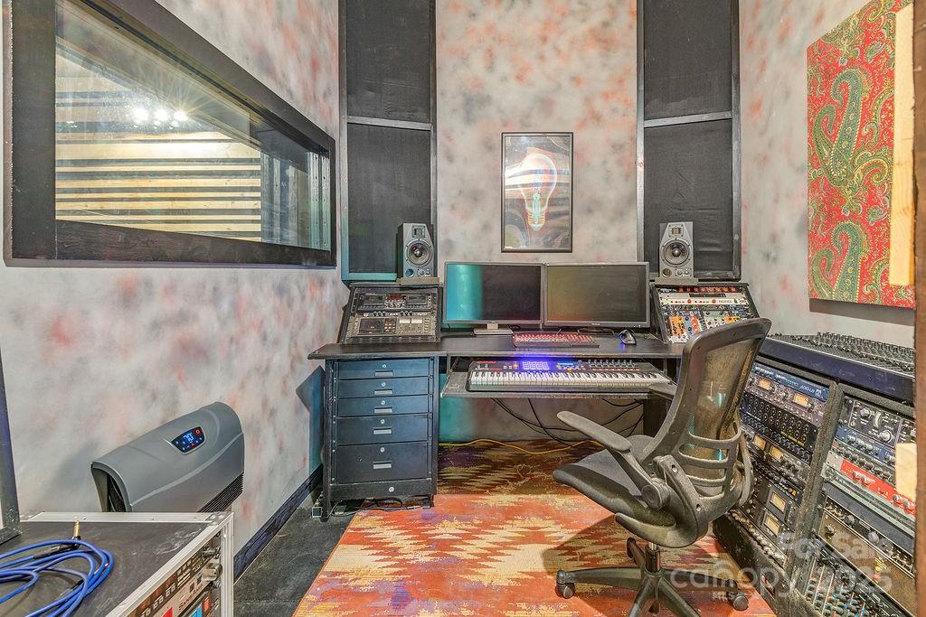 44 Samayoa Place Asheville NC 28806