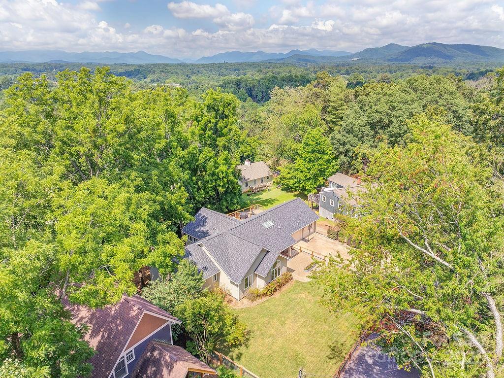 44 Samayoa Place Asheville NC 28806