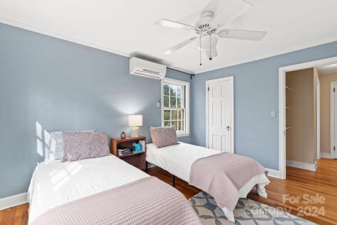 46 Bear Creek Road Asheville NC 28806