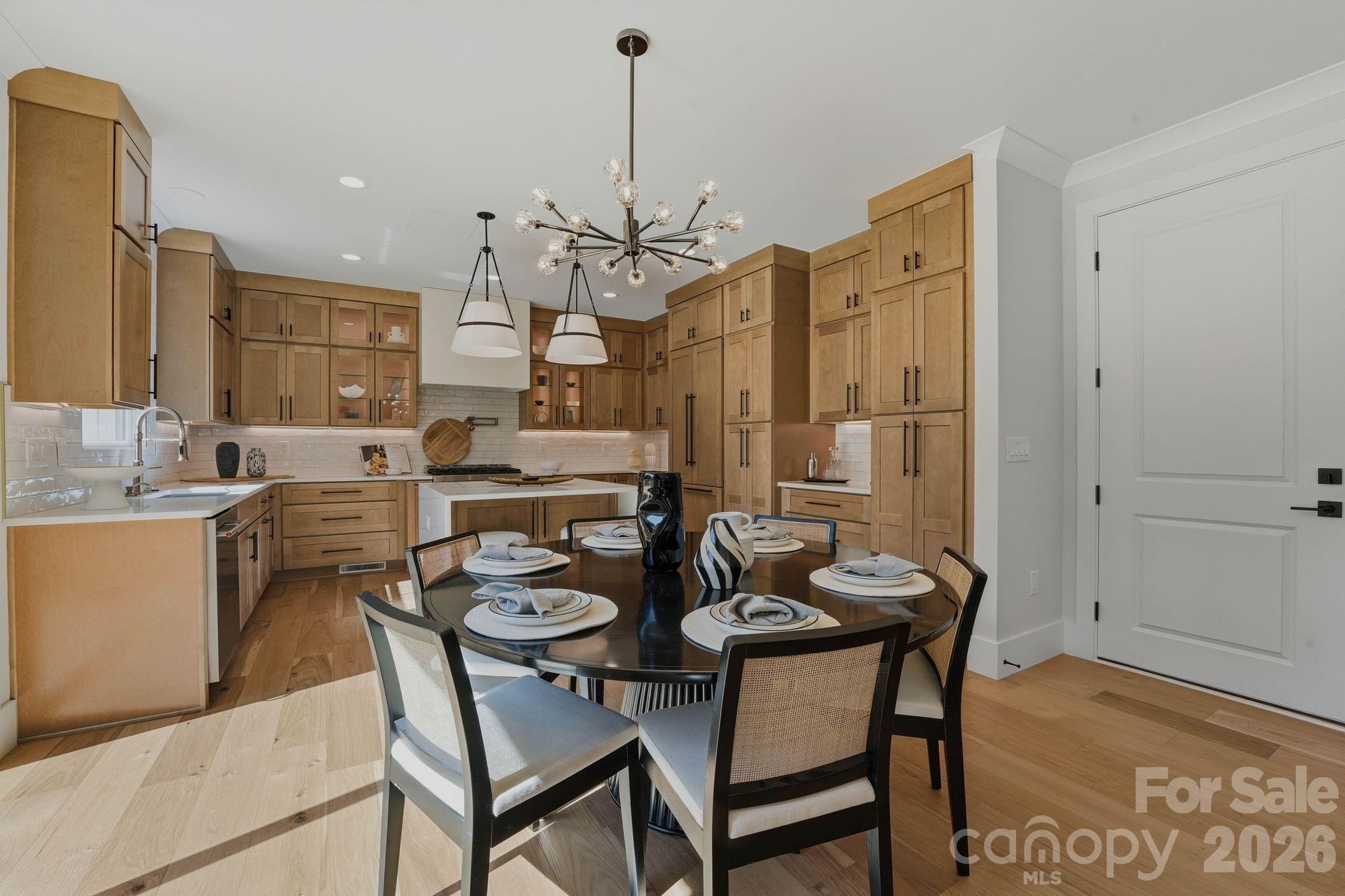 1637 Longfellow Street Charlotte NC 28205