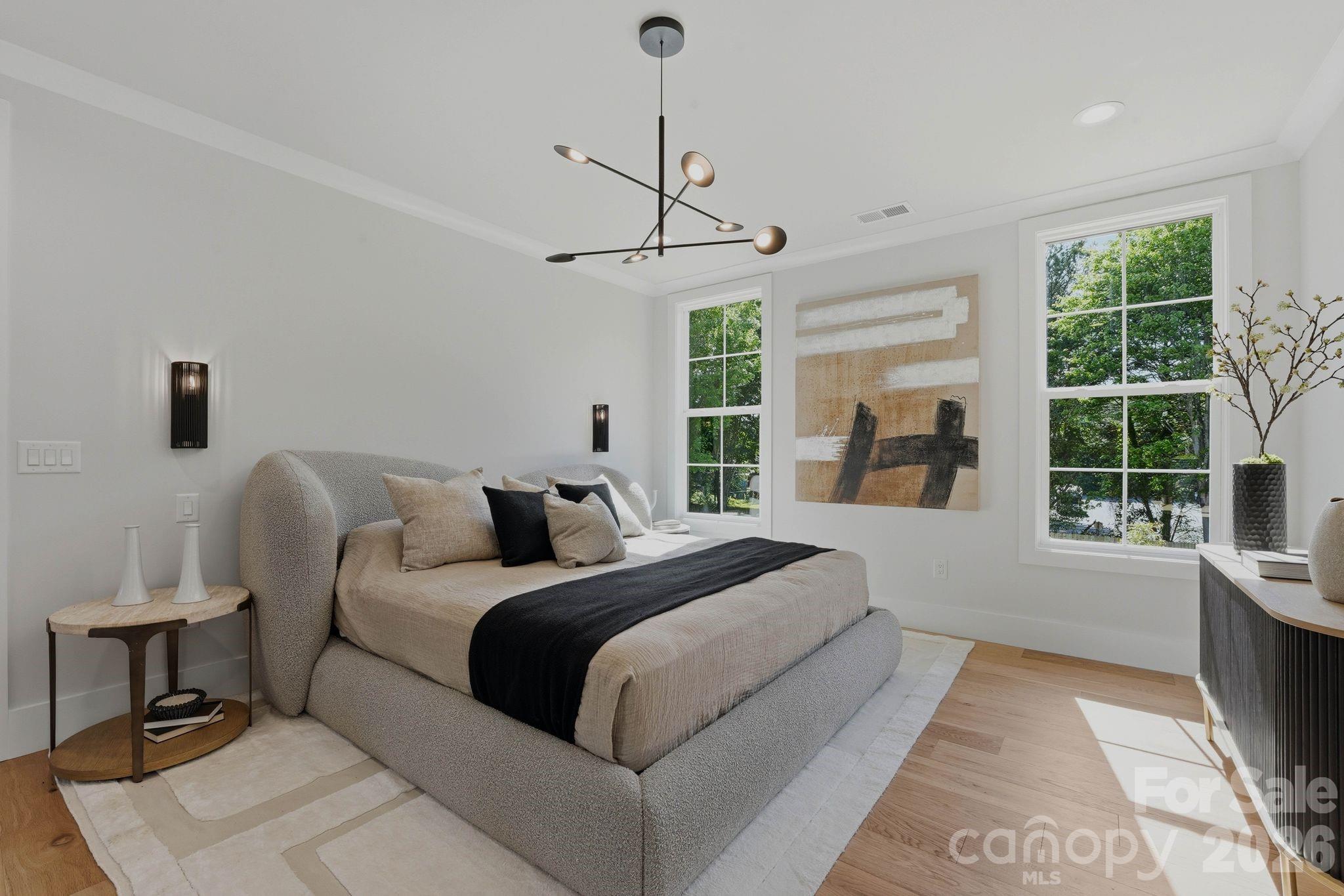 1637 Longfellow Street Charlotte NC 28205
