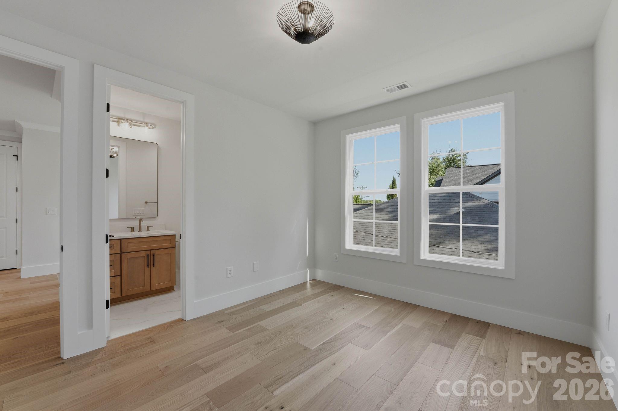 1637 Longfellow Street Charlotte NC 28205