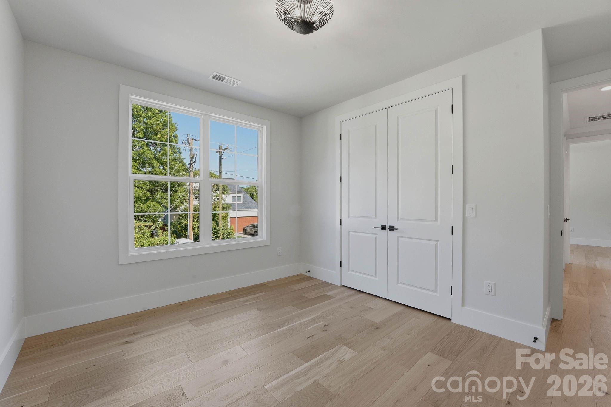1637 Longfellow Street Charlotte NC 28205