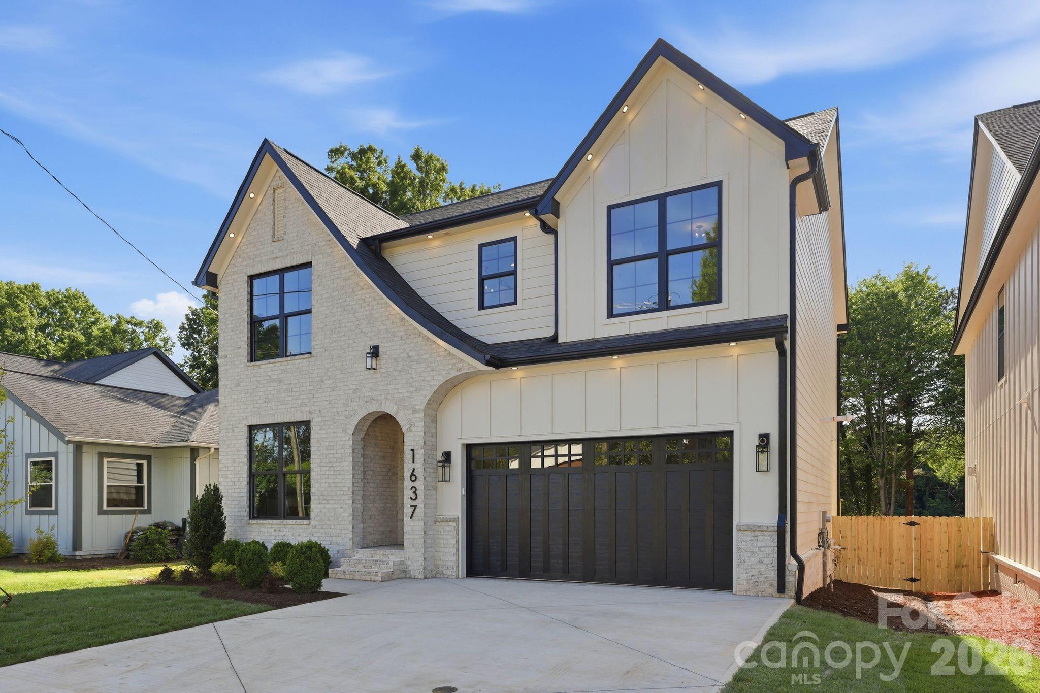 1637 Longfellow Street Charlotte NC 28205