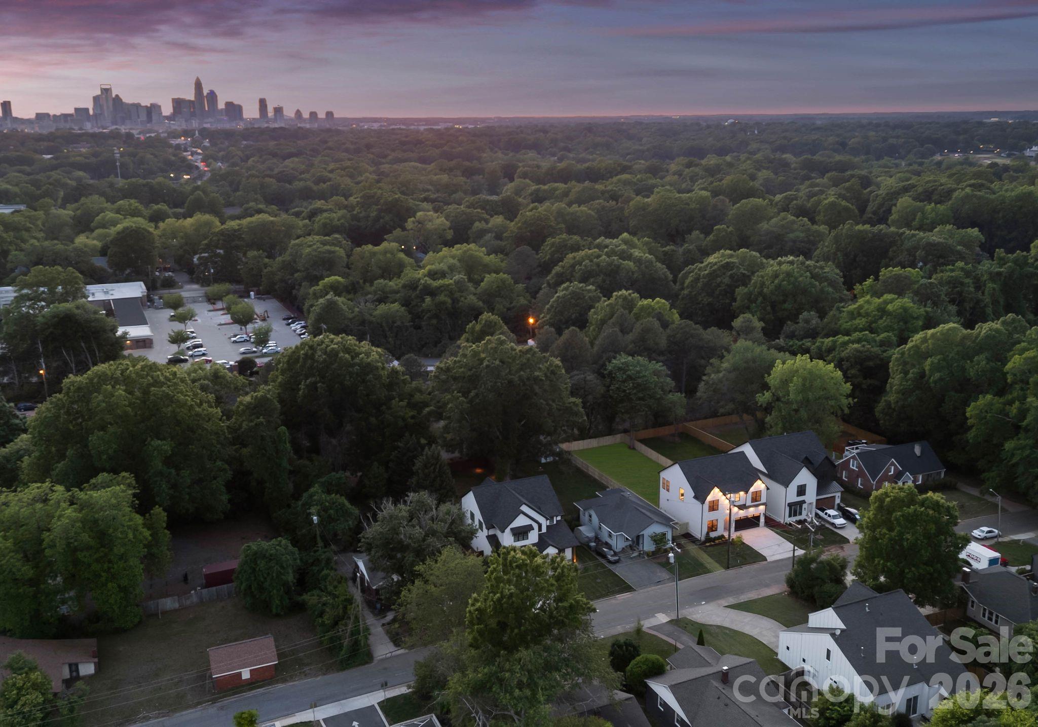1637 Longfellow Street Charlotte NC 28205