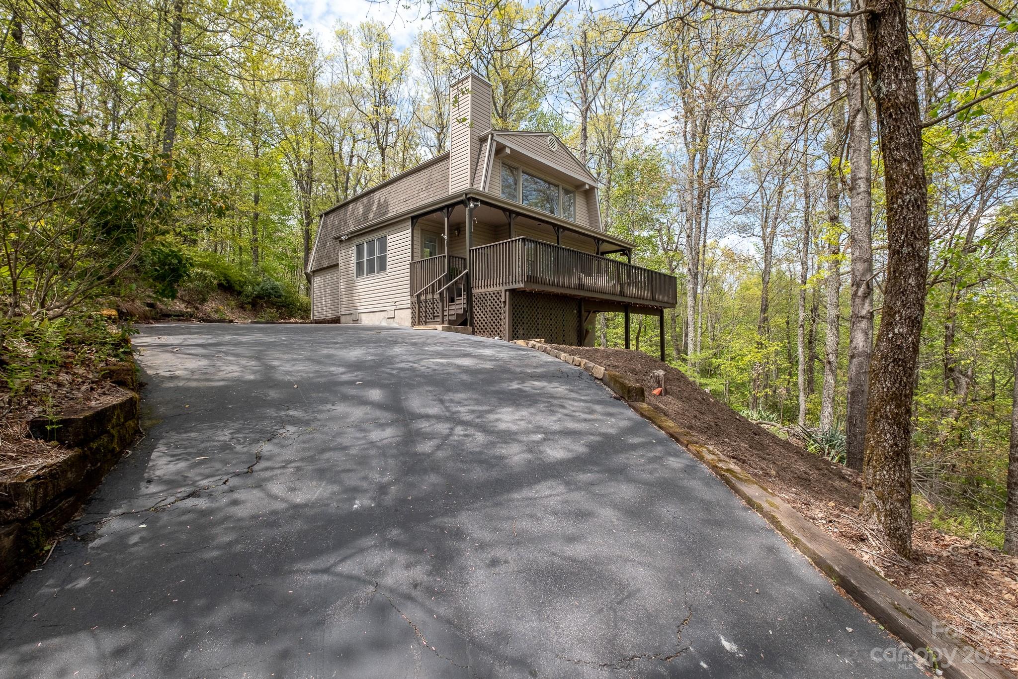 30 Tlvdatsi Drive Brevard NC 28712