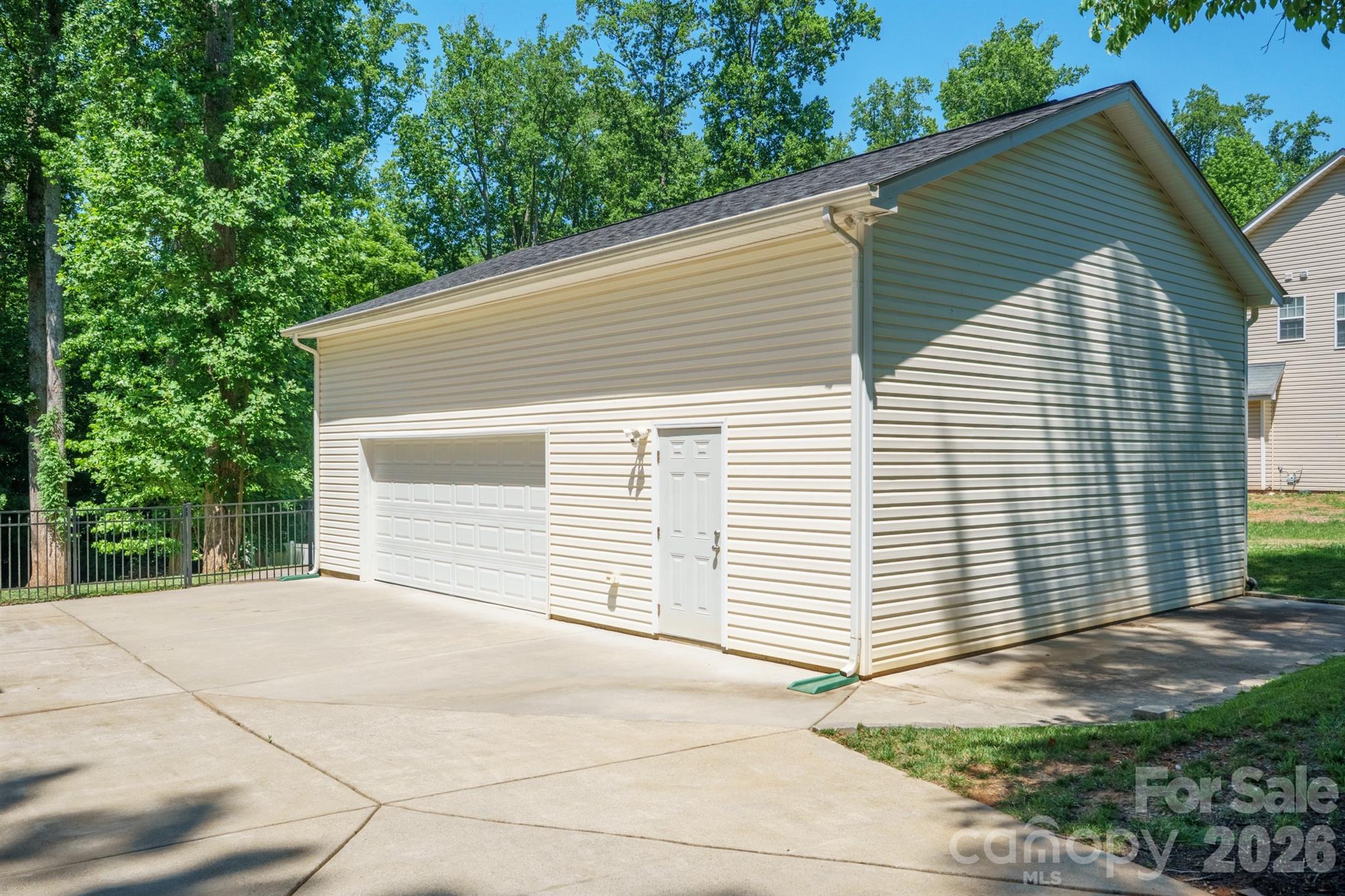 9027 Leah Meadow Lane Charlotte NC 28227