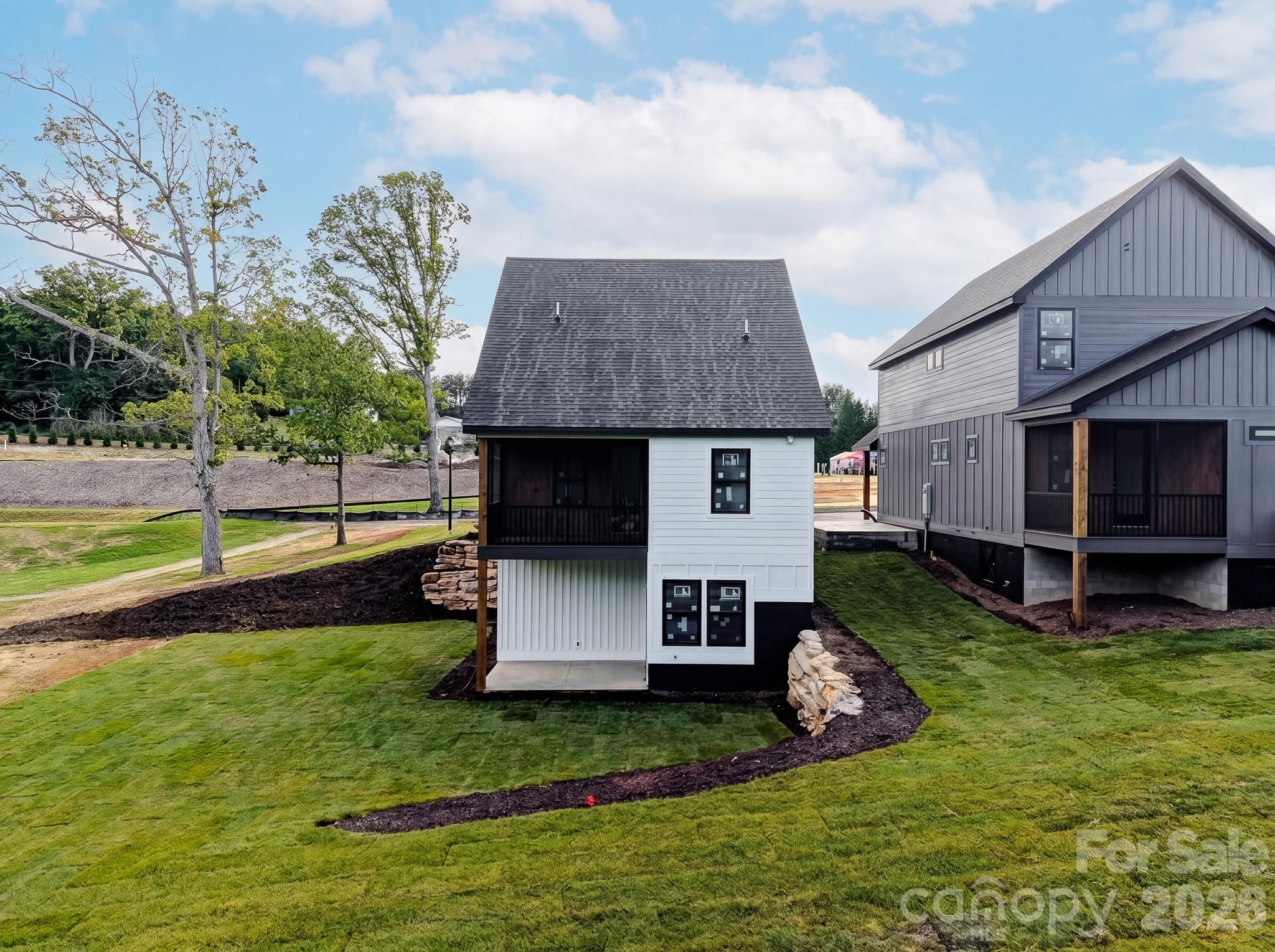 17 N Martha Kate Drive Hendersonville NC 28792