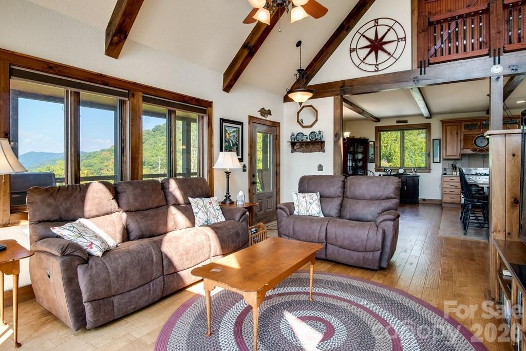 37 Jones Knob Road Franklin NC 28734