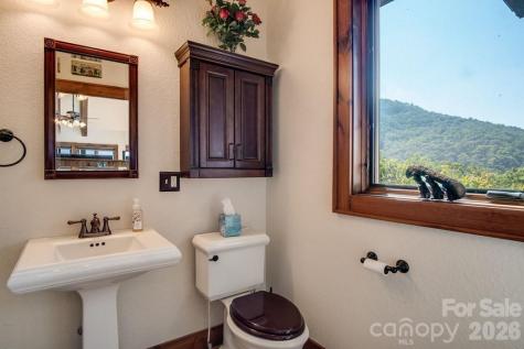 37 Jones Knob Road Franklin NC 28734