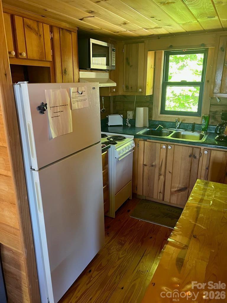 37 Jones Knob Road Franklin NC 28734