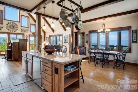 37 Jones Knob Road Franklin NC 28734