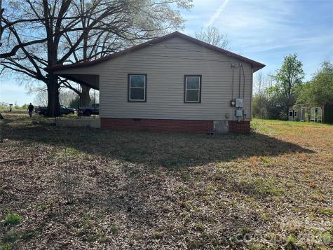 8245 Smith Road Stanfield NC 28163