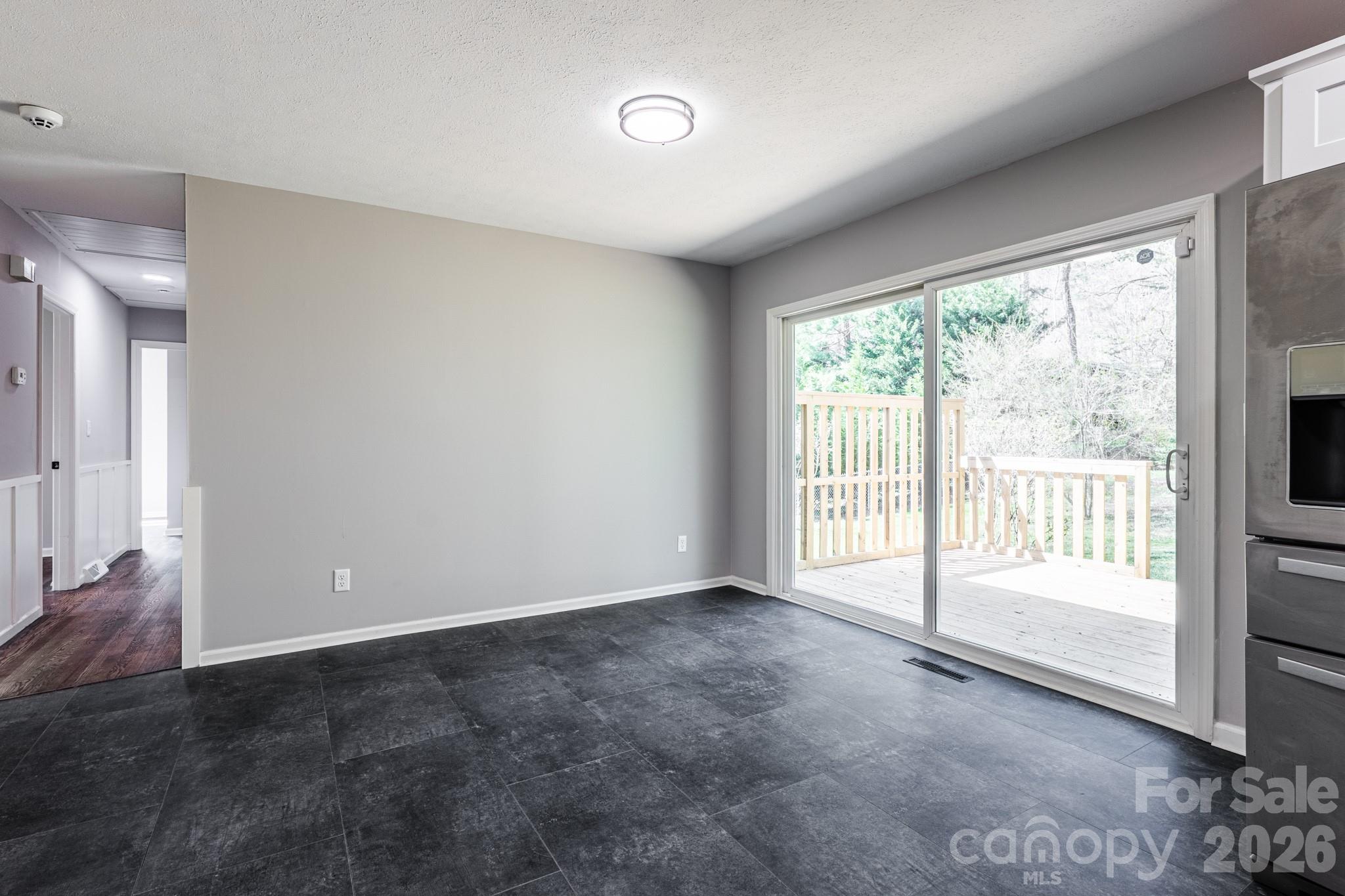 8 Hillview Road Asheville NC 28805