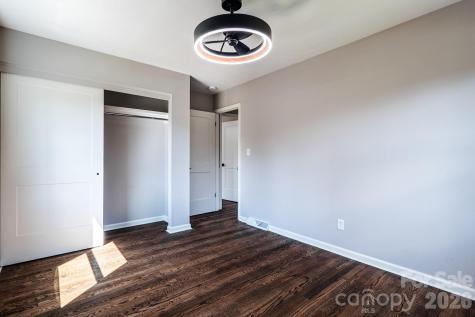 8 Hillview Road Asheville NC 28805