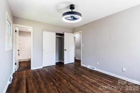 8 Hillview Road Asheville NC 28805