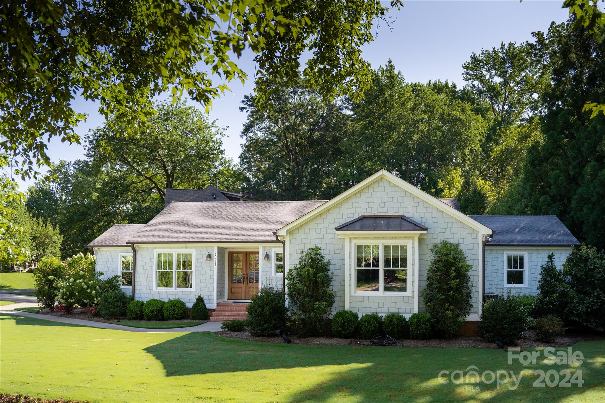 2235 Vernon Drive Charlotte NC 28211