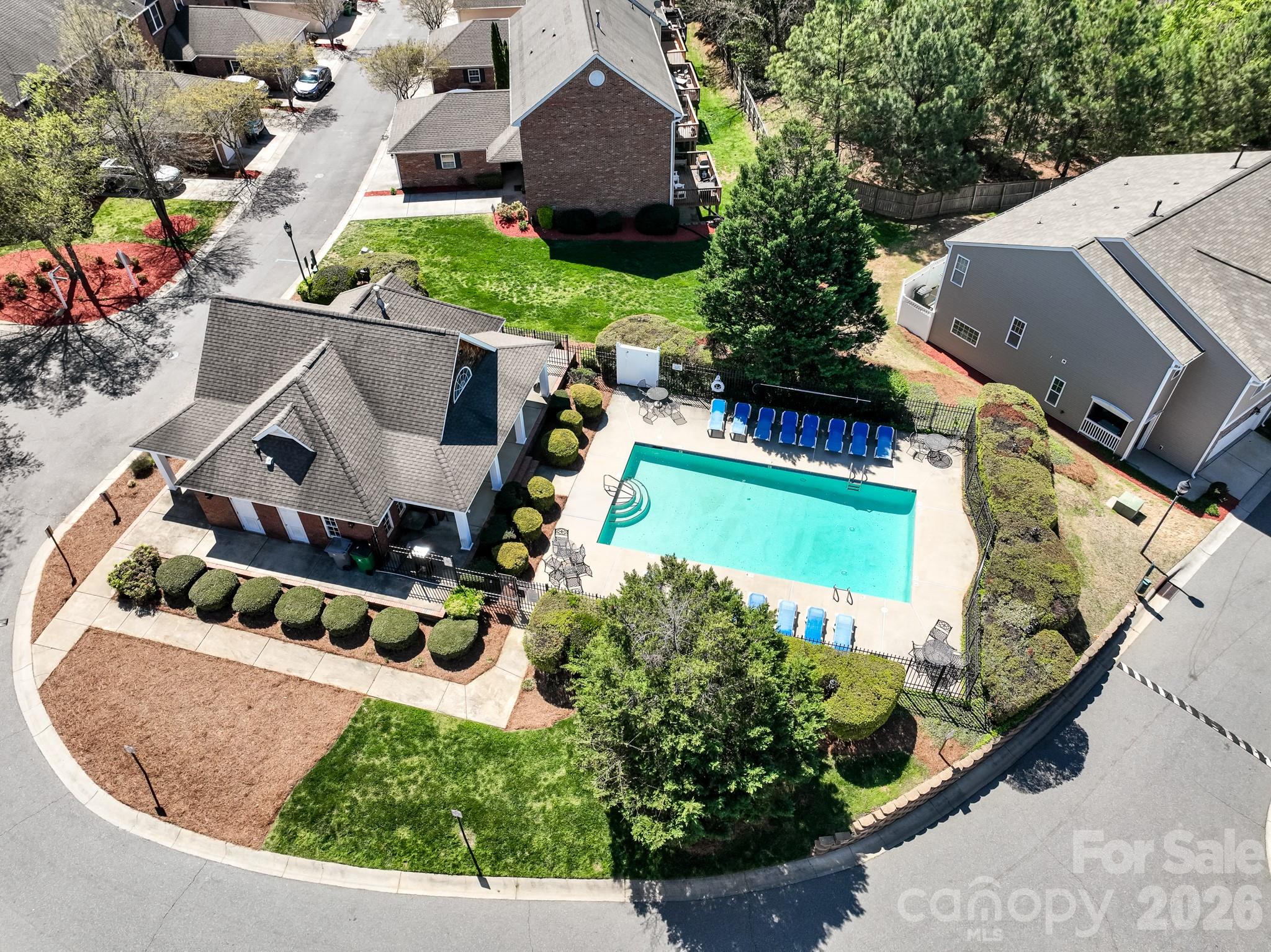 4330 Laurel Hill Lane Charlotte NC 28217
