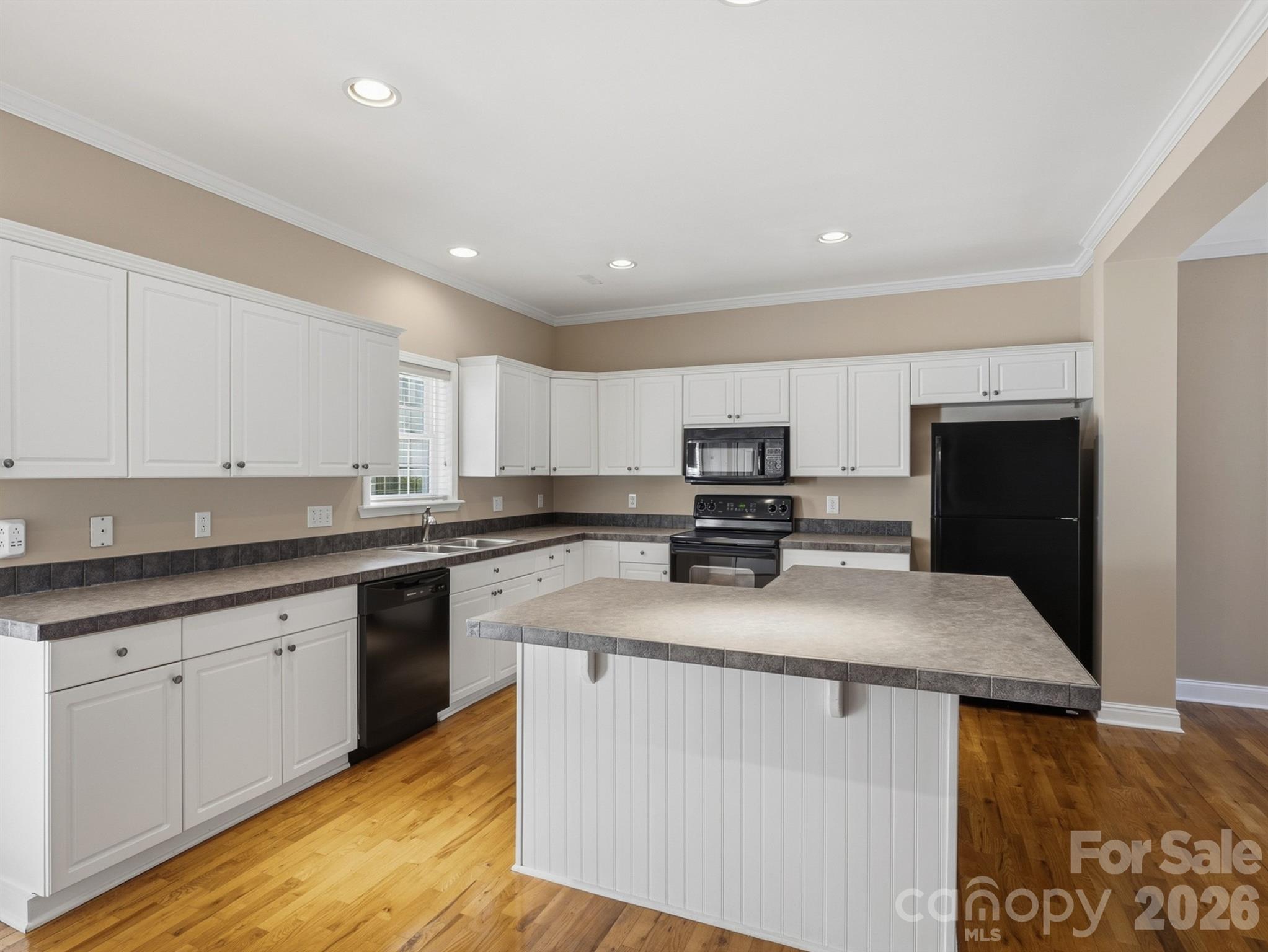 4330 Laurel Hill Lane Charlotte NC 28217