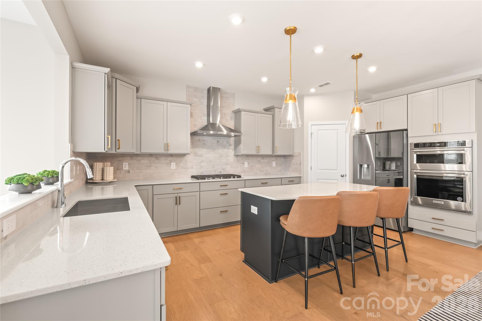 12205 Hollinhope Drive Charlotte NC 28278