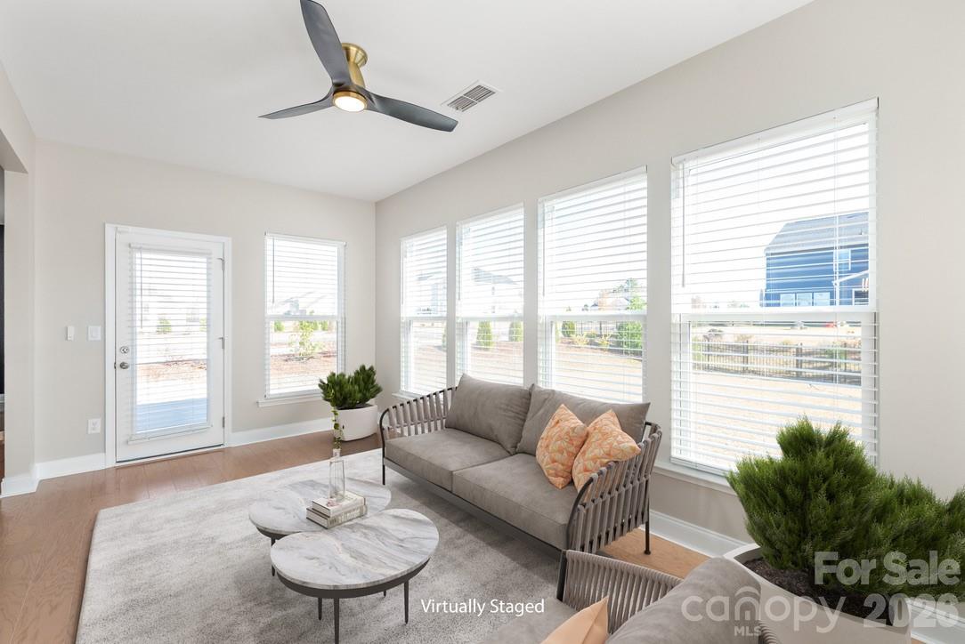 12205 Hollinhope Drive Charlotte NC 28278