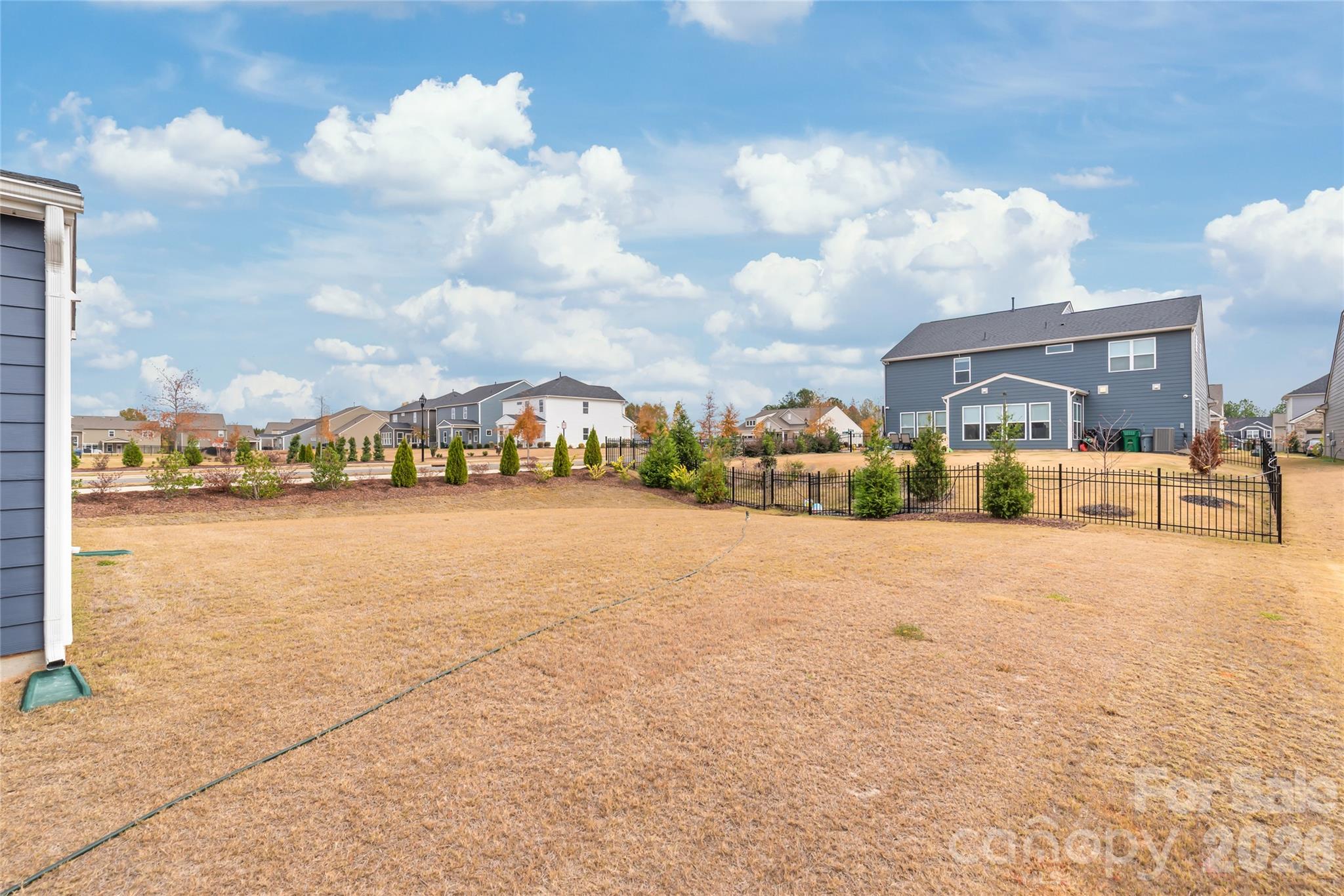 12205 Hollinhope Drive Charlotte NC 28278