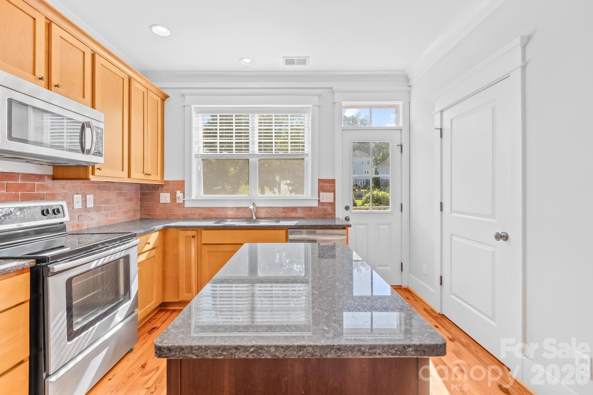 605 Village Main Circle Davidson NC 28036