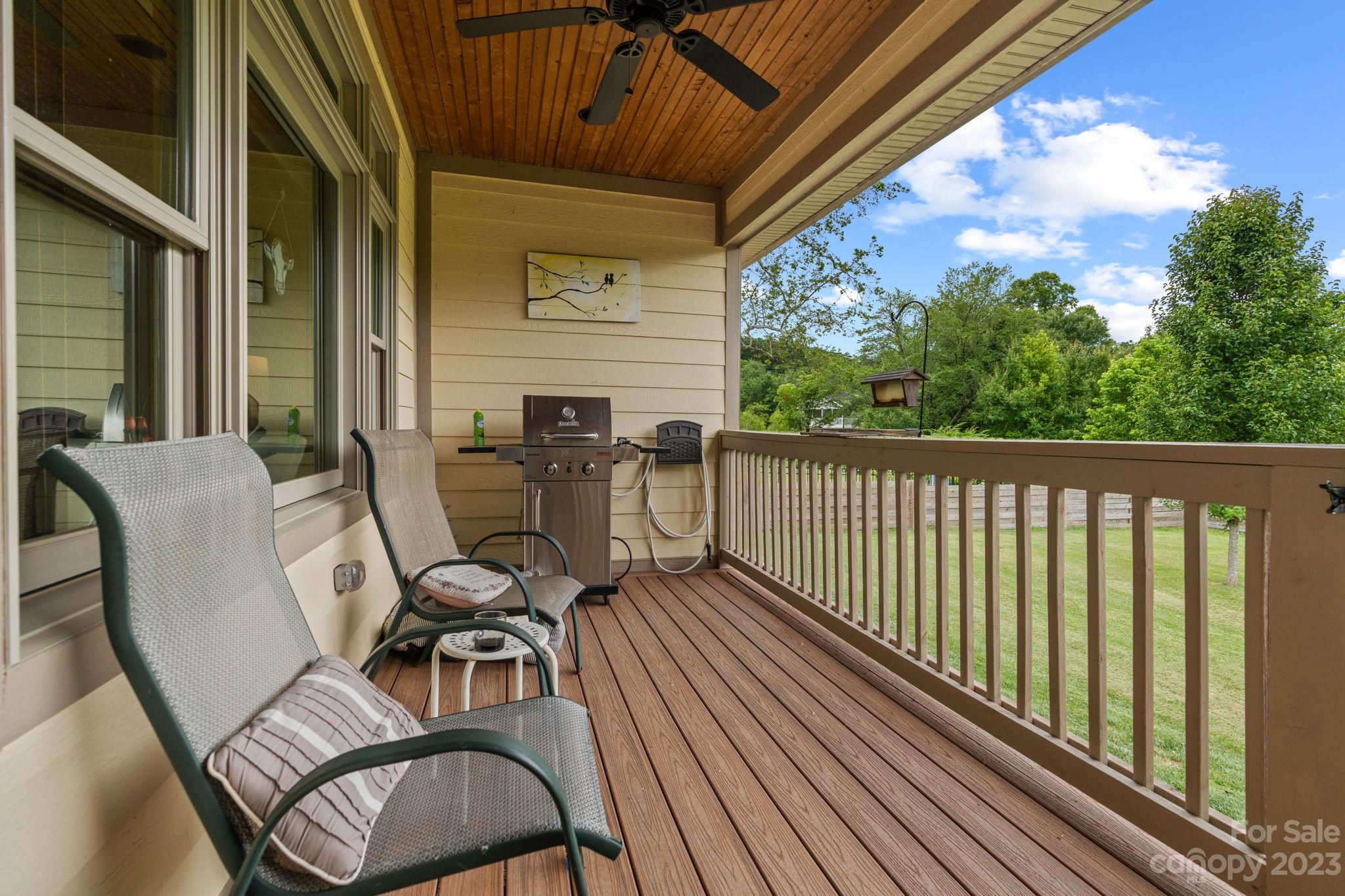 22 Linn Garden Lane Swannanoa NC 28778