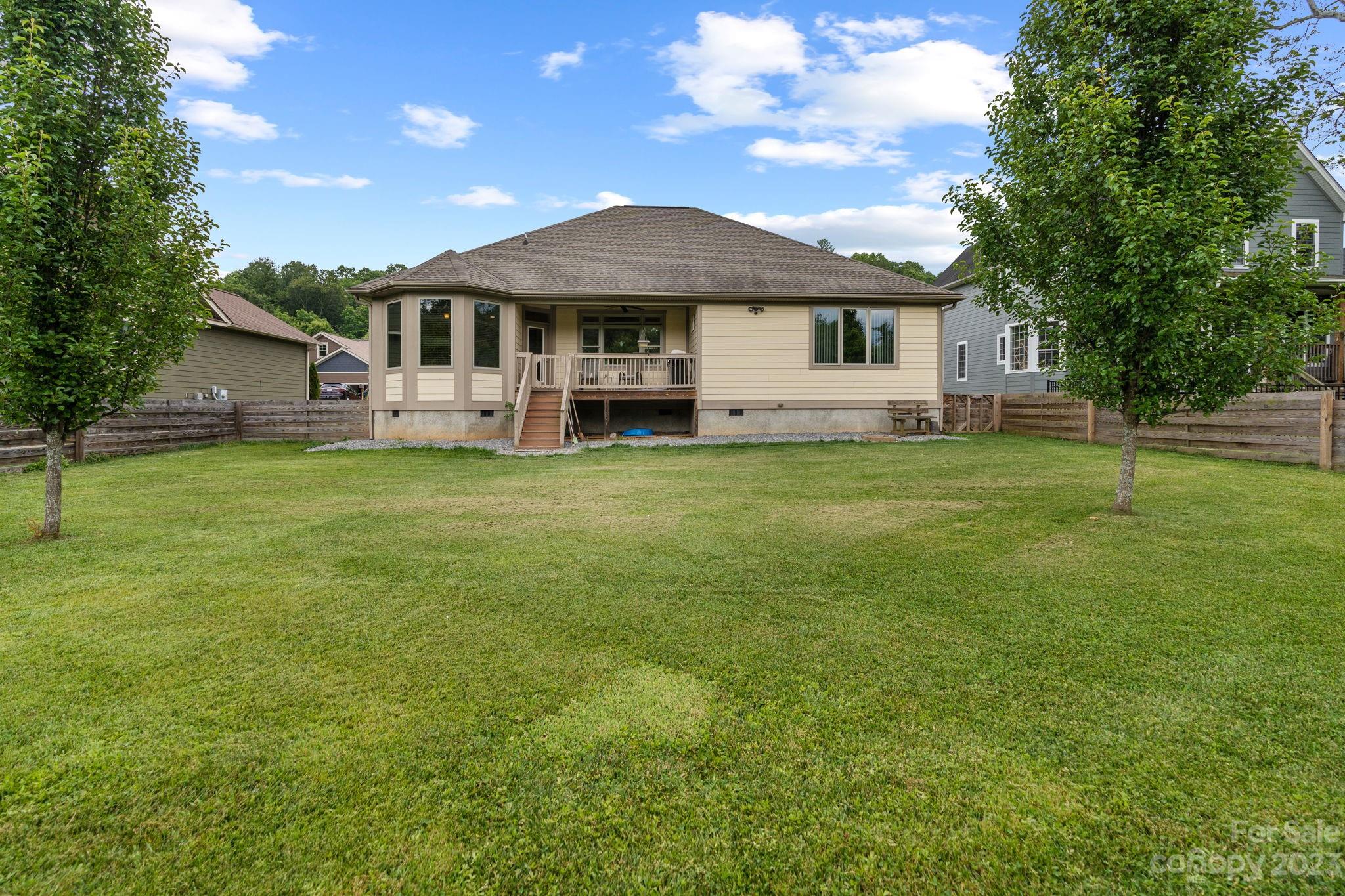 22 Linn Garden Lane Swannanoa NC 28778