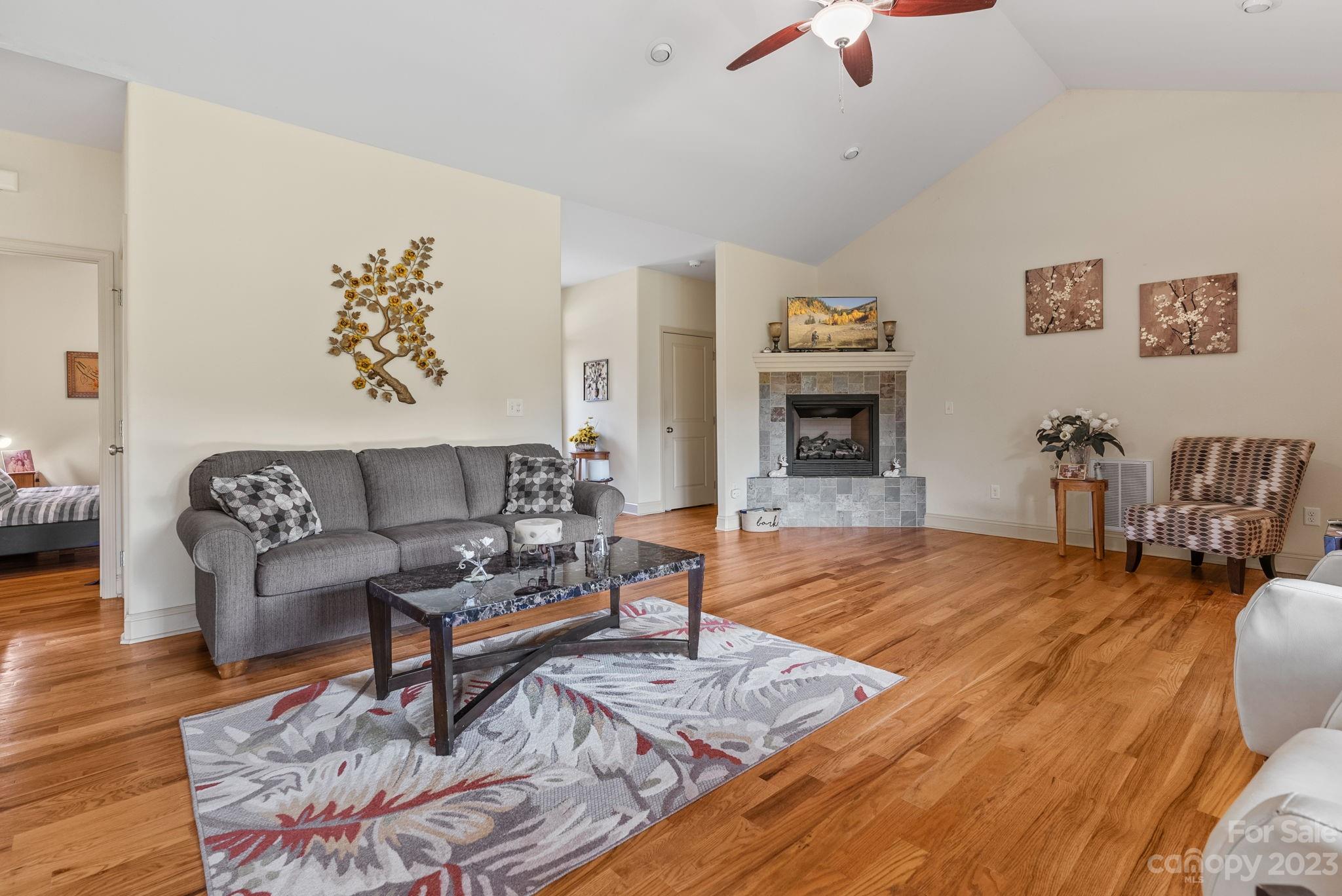 22 Linn Garden Lane Swannanoa NC 28778