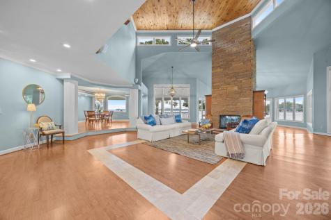 1890 Yacht Club Drive Denver NC 28037