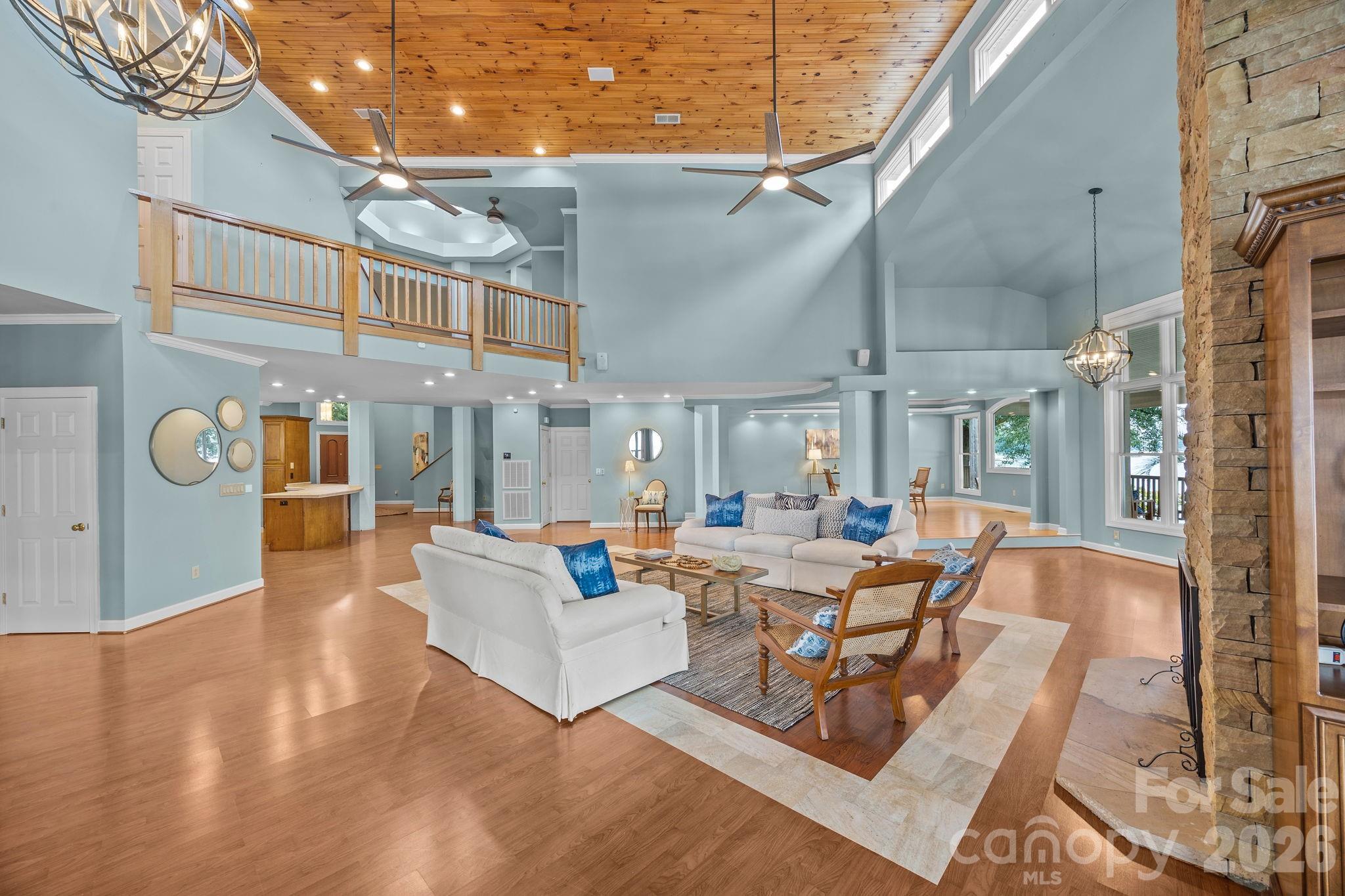 1890 Yacht Club Drive Denver NC 28037