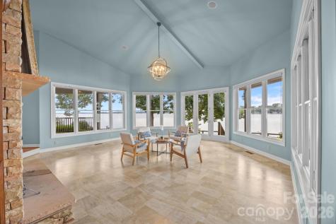 1890 Yacht Club Drive Denver NC 28037