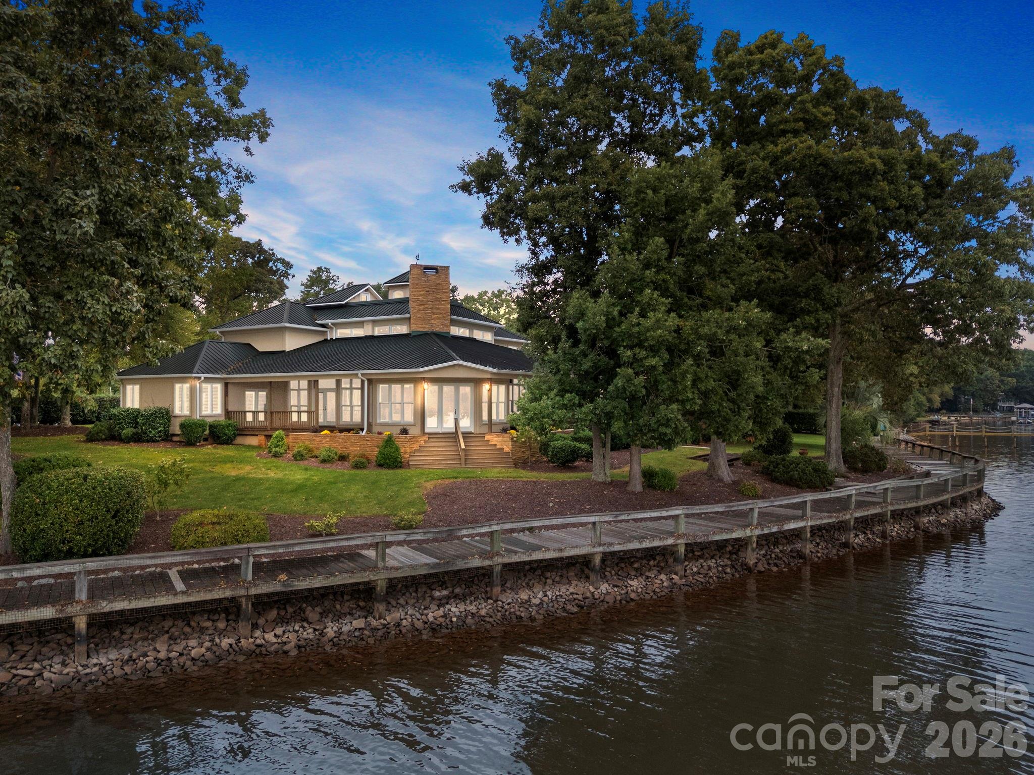 1890 Yacht Club Drive Denver NC 28037
