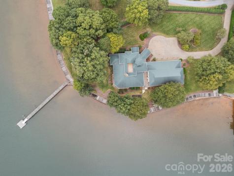 1890 Yacht Club Drive Denver NC 28037