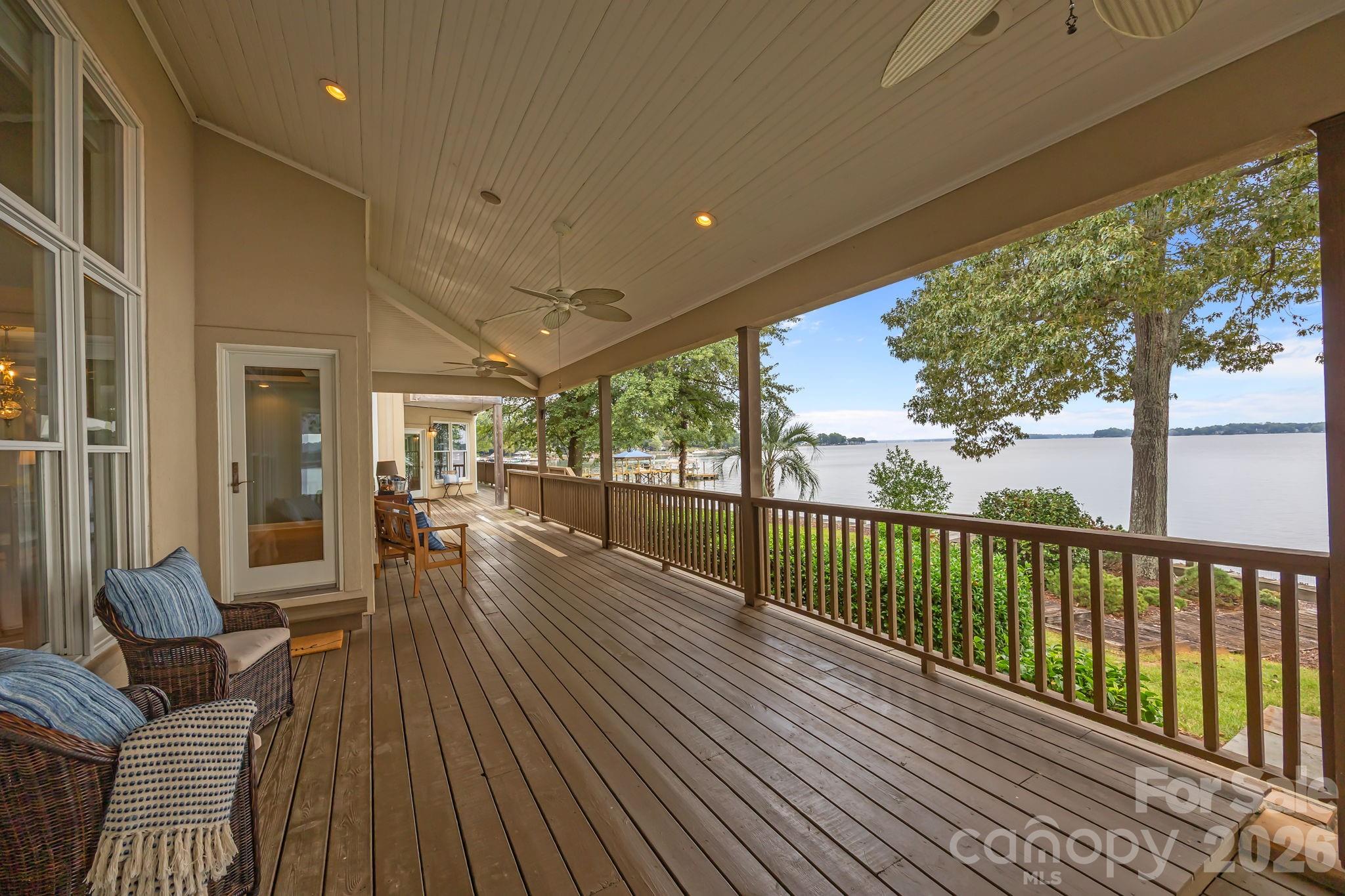 1890 Yacht Club Drive Denver NC 28037