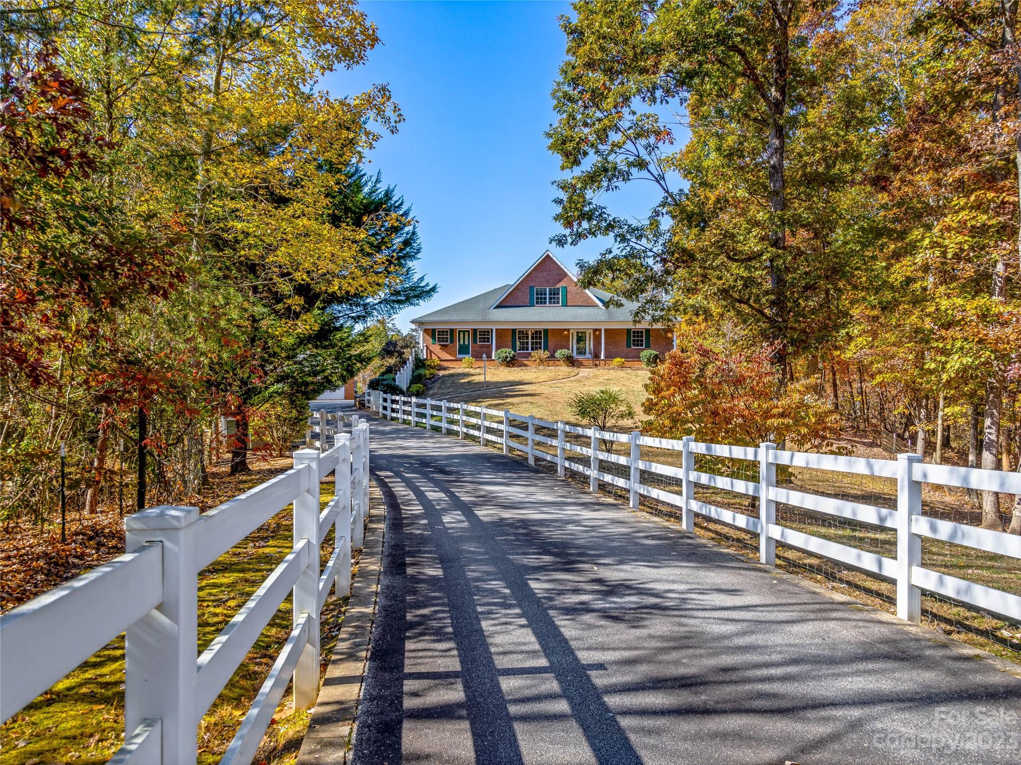 263 Sylvan Lane Mill Spring NC 28756