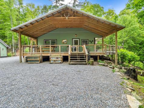 360 Shadow Lane Green Mountain NC 28740