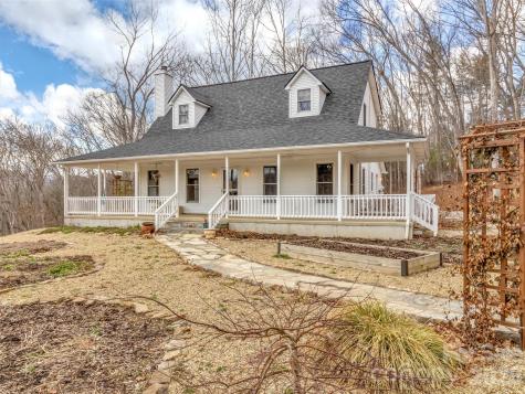 109 Paradise Circle Clyde NC 28721